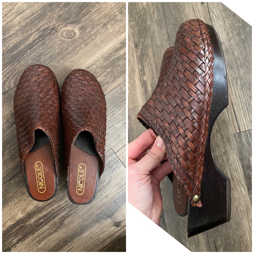 Vintage Nicole brown wicker clogs